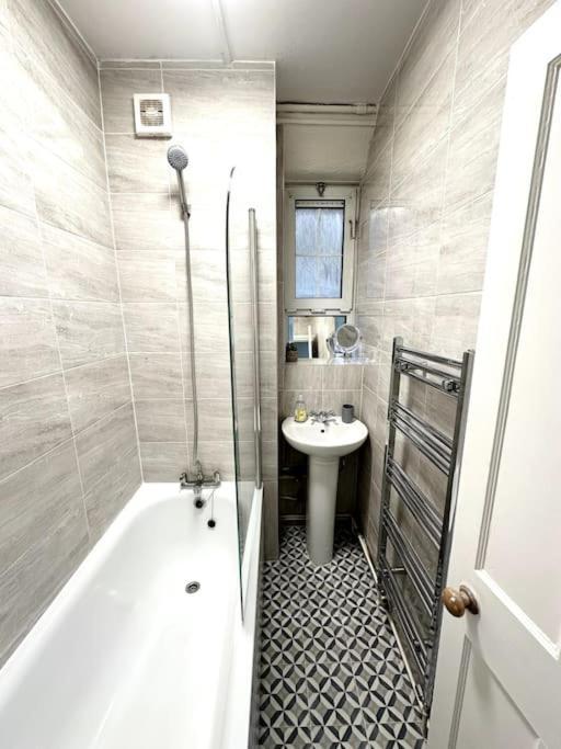 Quirky 3 Bedroom Flat In Shoreditch Лондон Экстерьер фото